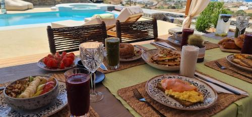 Mad i villaen eller i nærheden