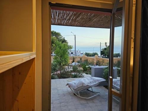 Ein Balkon oder eine Terrasse in der Unterkunft Costiero Elegant Suites B&B Gallipoli