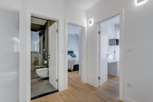 TOP LOCATION! SPACIOUS LUX APARTMENT -5 min from BEACH & CENTRE