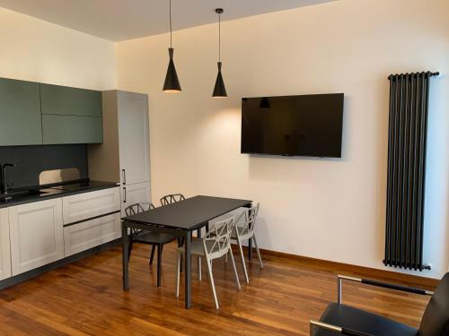 Nox Romana Apartments - Vatican - Modern Apt with Cozy Balcony