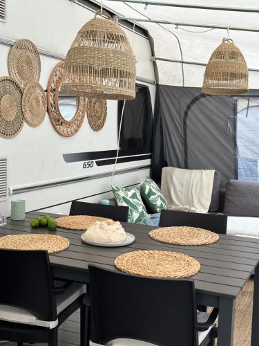 Przyczepa pod palemką