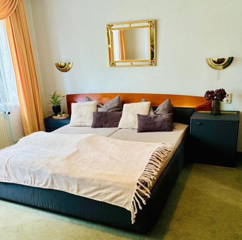 Postel nebo postele na pokoji v ubytování Themenhotel Rehlein