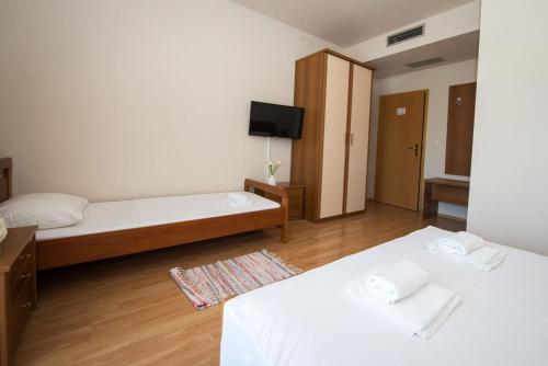 airport rooms Manufaktura