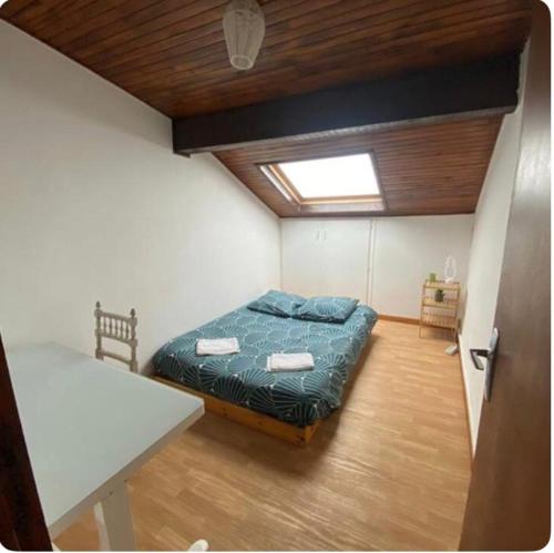 Postel nebo postele na pokoji v ubytování Maison entière proche de Genève