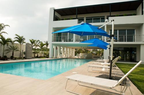 Hotel Aqua Spa & Resortの敷地内または近くにあるプール