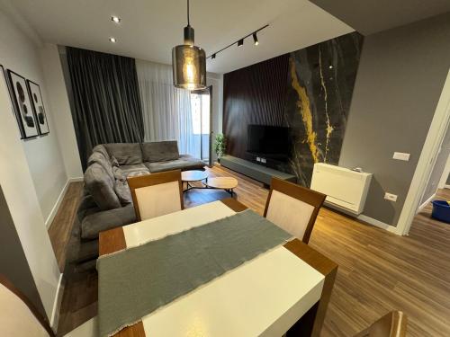 HomeRent Old Bazaar 21