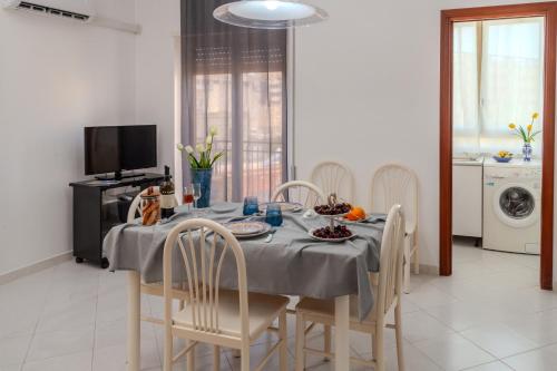 Η κουζίνα ή μικρή κουζίνα στο Casa Vacanze Giulia