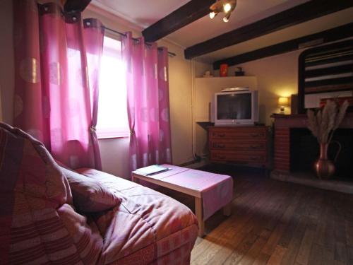 Charmant gîte avec terrasse, WiFi et garage moto à Gérardmer