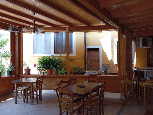 Rooms with WiFi Rijeka - 23254
