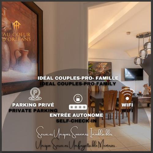 Un panneau pour un vrai condos pour famille de vrais canapés pour la famille dans l'établissement Le Gentleman, à Orléans