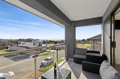 Χώρος καθιστικού στο Sea View Seaside Retreat in Clifton Springs