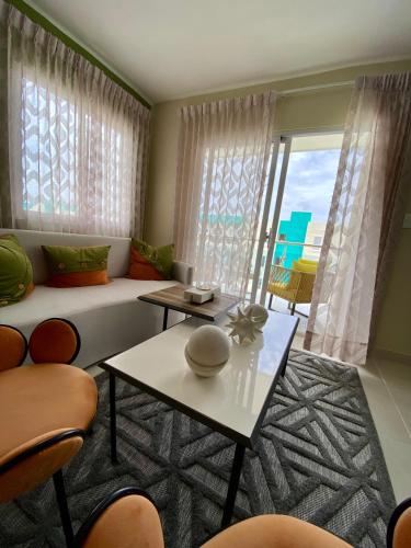 Χώρος καθιστικού στο Two Beds apartament close to the Airport in punta Cana RD