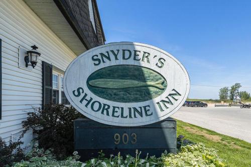 Certifikát, hodnocení, plakát nebo jiný dokument vystavený v ubytování Snyders Shoreline Inn