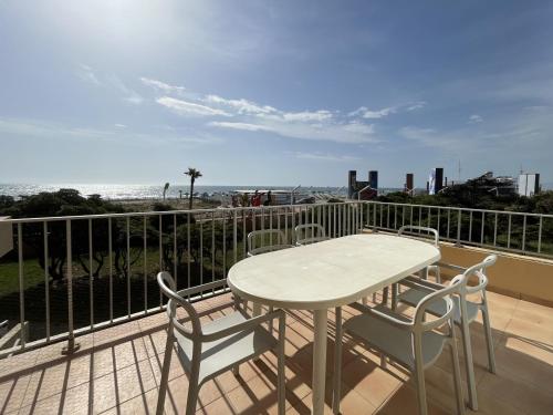 Duplex T3 face mer avec terrasse, ascenseur, 5P, Grande Plage, parking sécurisé, animaux OK - FR-1-799-21