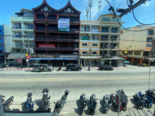 Το κτήριο όπου στεγάζεται  το διαμέρισμα