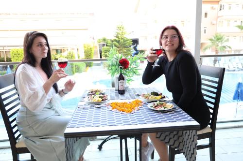 Ποτά στο Side Yeşilöz Hotel