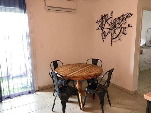 Appartement neuf, climatisé, proche mer