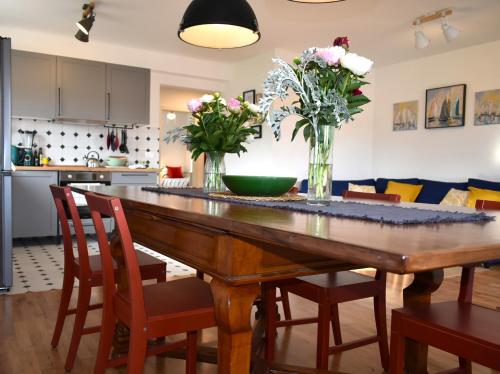 ART & COZY new apartmant near beach and historic center of KASTEL STARI