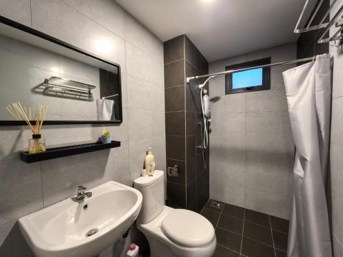 Ένα μπάνιο στο Sky Suite Meritus Residence in Perai