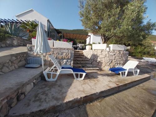 Kuća za odmor >Maro<