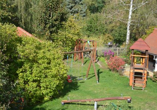 Κήπος έξω από το Ferienwohnung Adriaurlaub Sachsen