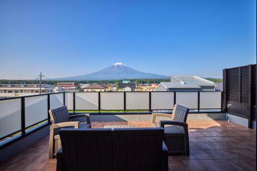 Balkón nebo terasa v ubytování Miire Mt Fuji Forest