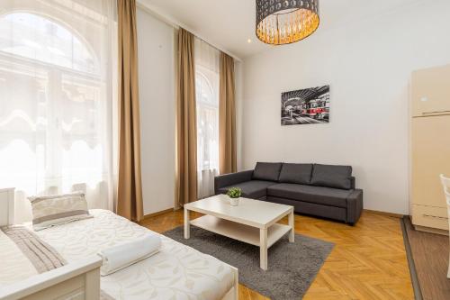 Posedenie v ubytovaní Real Apartments Révay