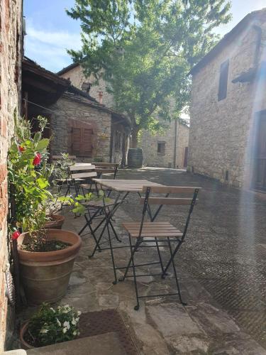 Kawasan patio atau luaran di C'era Una Volta