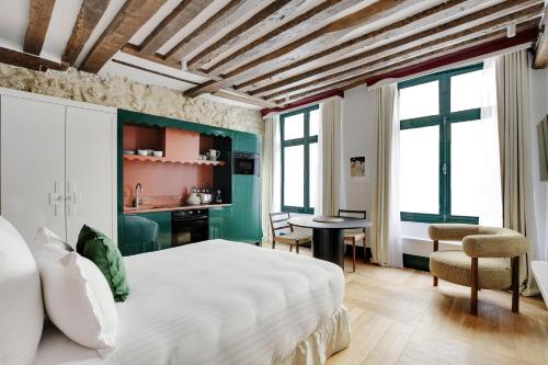 Paris Home Collection Serviced Apartments in Notre Dame - Rue Savoie photo 149