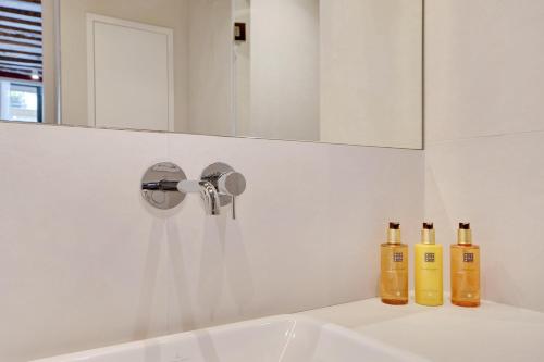 Paris Home Collection Serviced Apartments in Notre Dame - Rue Savoie photo 155