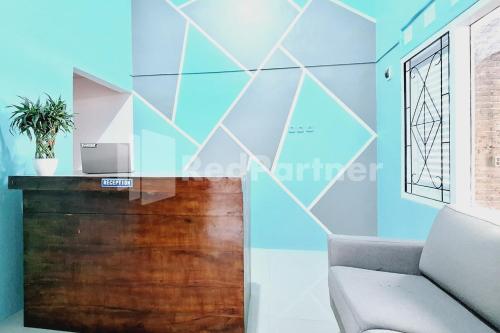Galería fotográfica de Griya Prashasta Mitra RedDoorz en Kediri