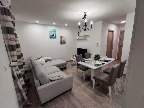 Maris apartment-Balcony with view and Free parking