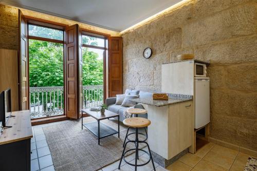 Kuchyň nebo kuchyňský kout v ubytování Con encanto en el casco antiguo by CABANA Rentals