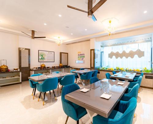 Un lugar para sentarse en Treebo Premium Omni Residency