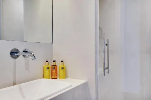 Paris Home Collection Serviced Apartments in Notre Dame - Rue Savoie photo 51