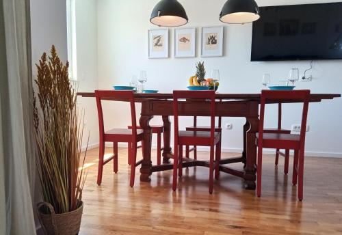 ART & COZY new apartmant near beach and historic center of KASTEL STARI