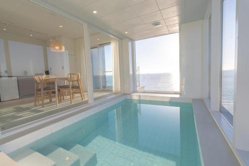 Boryeong I-Ocean Pool Villaの敷地内または近くにあるプール