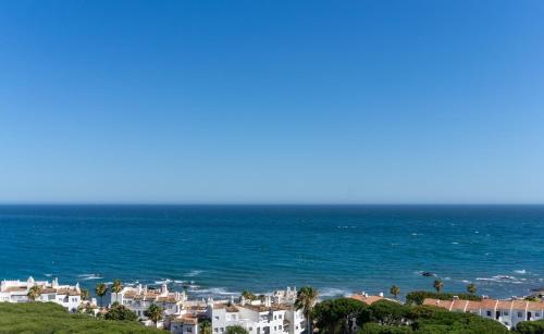 Calypso Sea Views Apartment