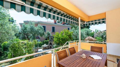 Apartment Zmak with Terrace