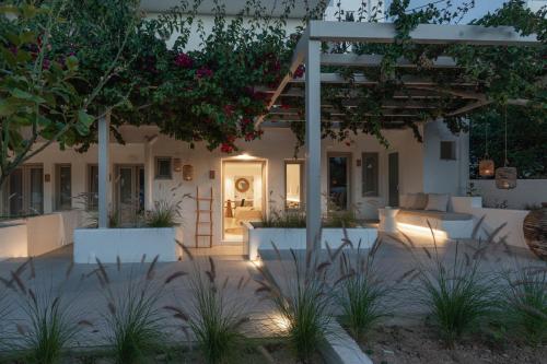 Perivoli Rooms
