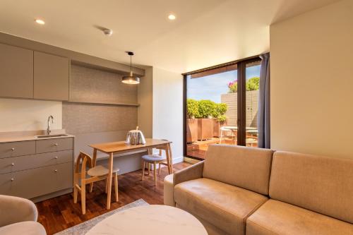 Duquesa Suites Hotel by Grup Duquessa photo 77