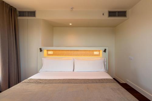 Duquesa Suites Hotel by Grup Duquessa photo 74