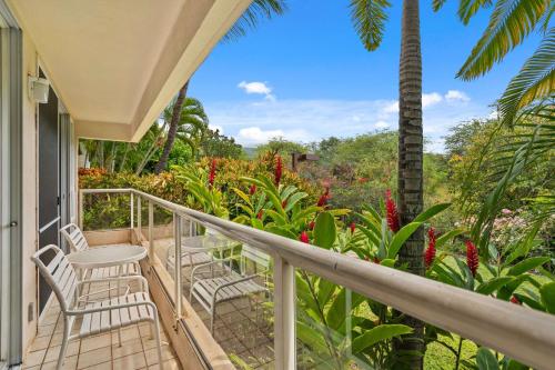 Un balcón o terraza de Aston at the Maui Banyan