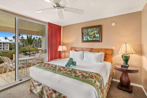 Cama o camas de una habitación en Aston at the Maui Banyan