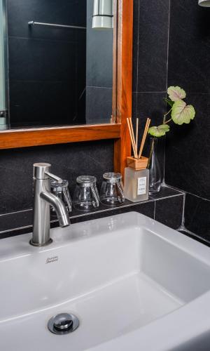 The Hotel Journal Chiangmaiにあるバスルーム