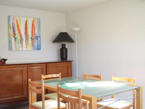 Photo de la galerie de l'établissement Villa 8 couchages, piscine, 50m plage, Cap d'Agde - FR-1-249-318, au Cap d'Agde