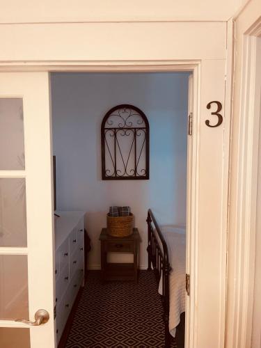 Gallery image of Private Rooms in TownHouse w 2 Baths FQ Beds 1-3ppl in Unionport