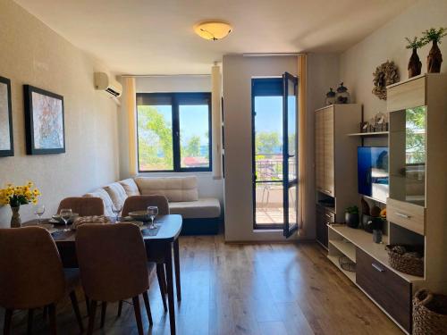 Et opholdsområde på Sozopol Dreams apartman 42