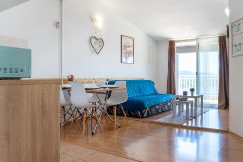 Χώρος καθιστικού στο Apartments Aurora