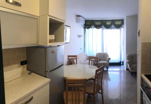 Η κουζίνα ή μικρή κουζίνα στο CittaNova Centre appartment